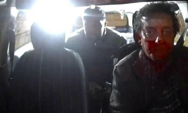 Müşteri olarak bindiği takside şoförün parasını gasbetti